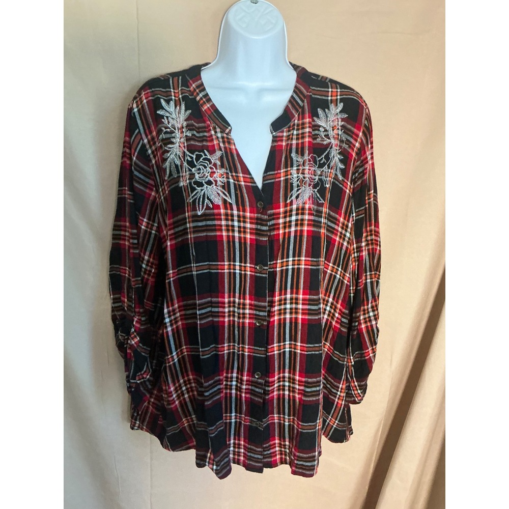 Simply Emma Plaid Button Down Tunic Women 3X Red Black Excellent Embroidered 3/4